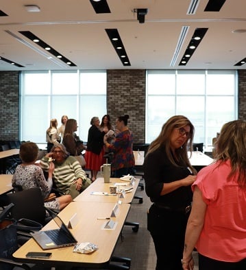women continuing to network