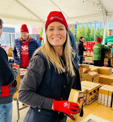 Brooke Snyder volunteering at Maryland Food Bank