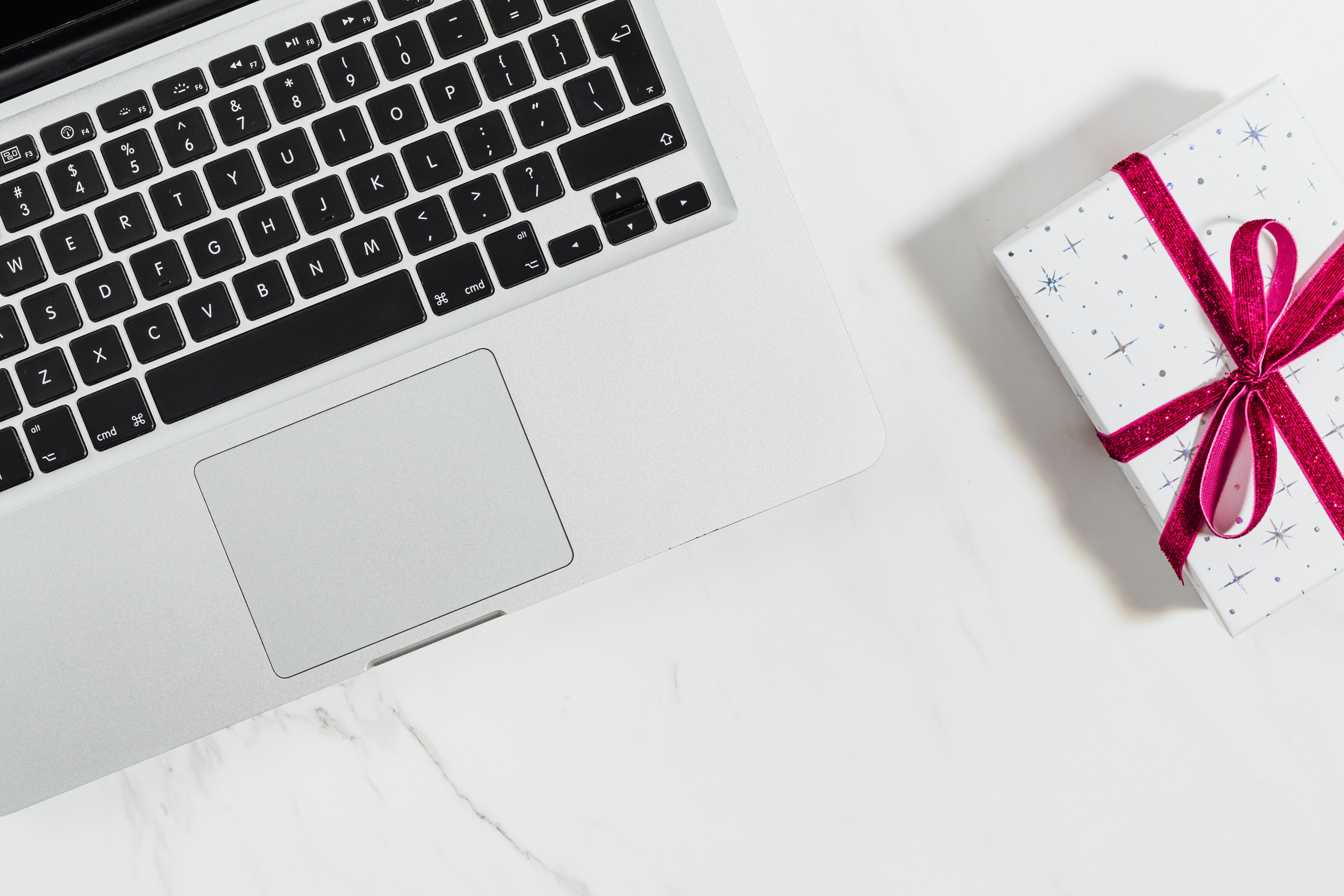 Cyber Monday: 5 Tips To Keep You Safe This Online Shopping Season